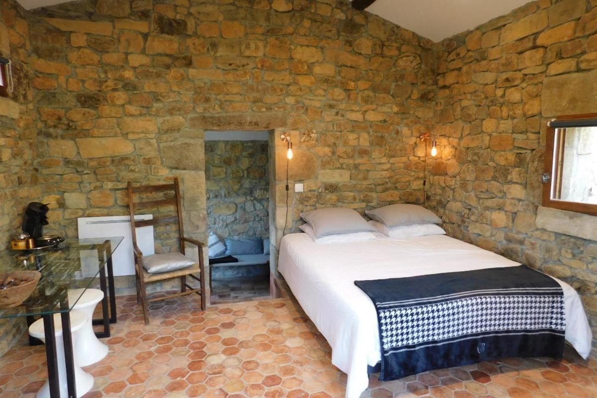 Chambre d'hôtes les Cerisiers Vesseaux Exterior foto